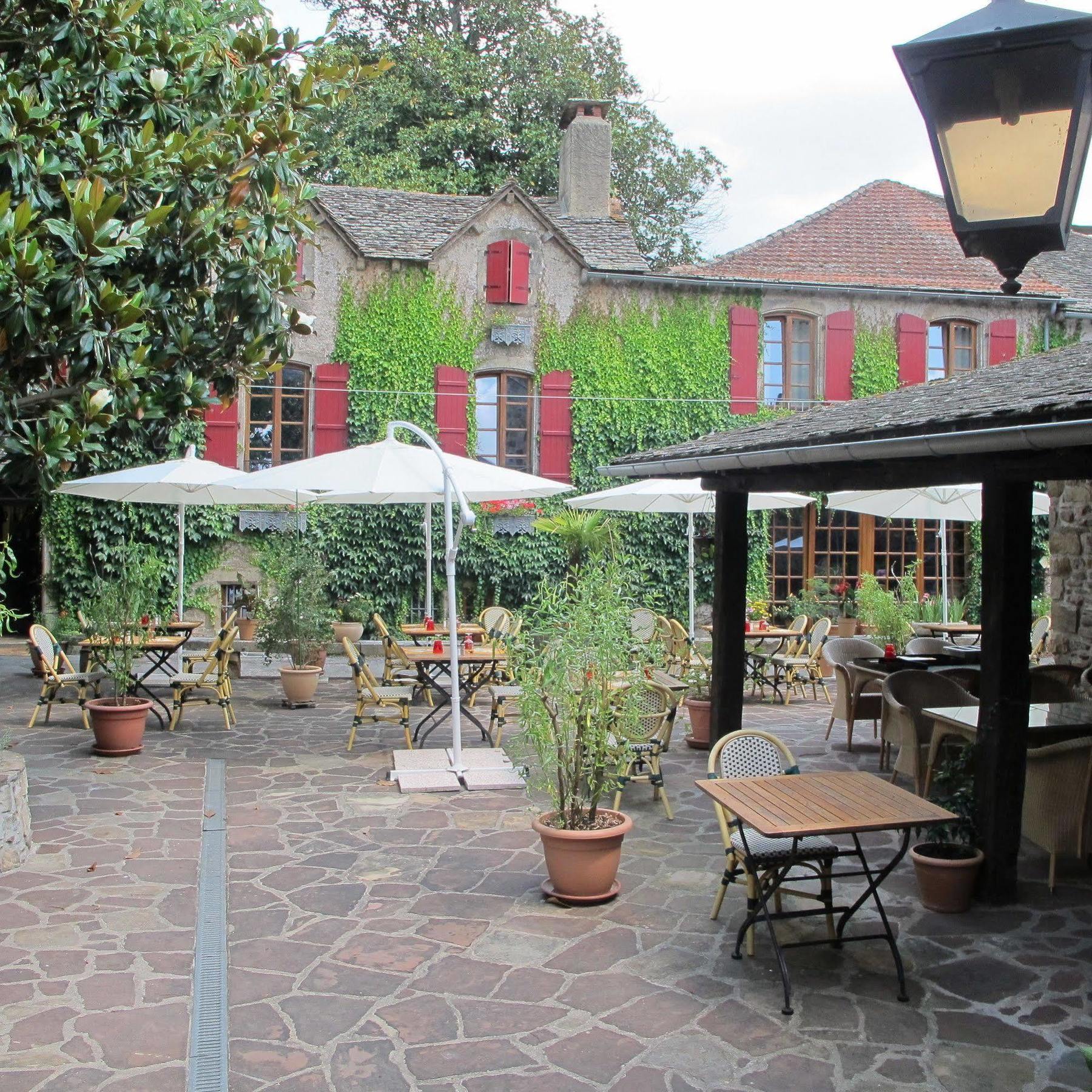 Hotel Les Magnolias Curvalle Esterno foto